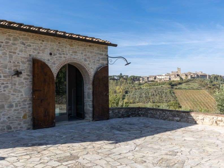 Beautiful farm in the heart of the Chianti Classico 9